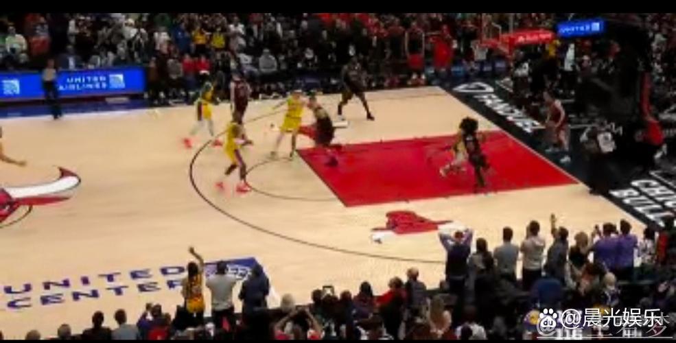吉迪三双压哨绝杀 公牛主场翻盘湖人 吉迪三双压哨绝杀 公牛主场翻盘湖人
